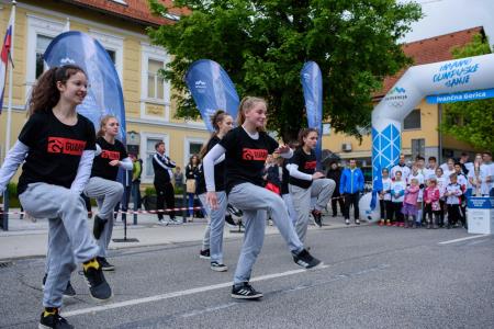 FOTO  Slovenske olimpijske sanje ponesli širom naše občine 117